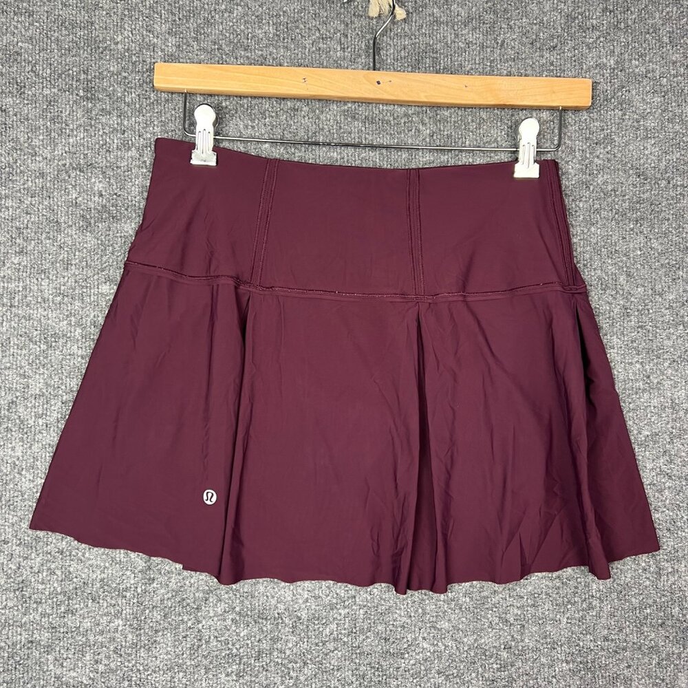 Lululemon Burgundy Lost in Pace Skirt Skort Size 8 Lined